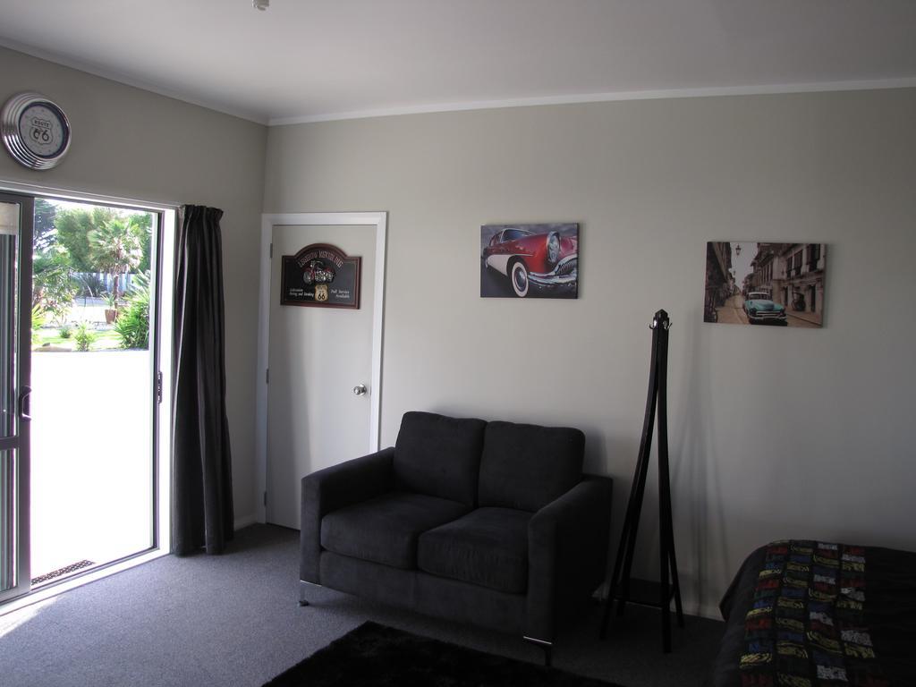 Cruz Inn Featherston エクステリア 写真